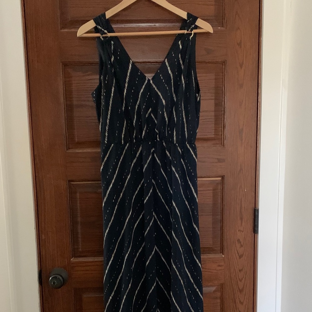 H&M Patterned navy blue maxi dress